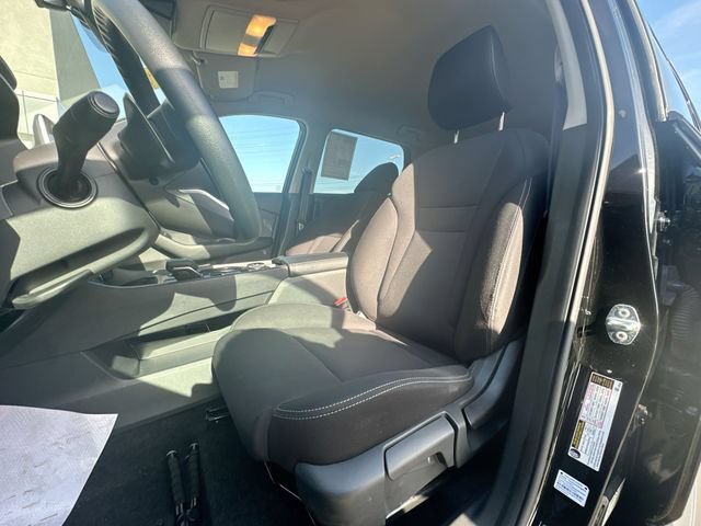 Used 2023 Nissan Rogue S AWD/4WD image 13