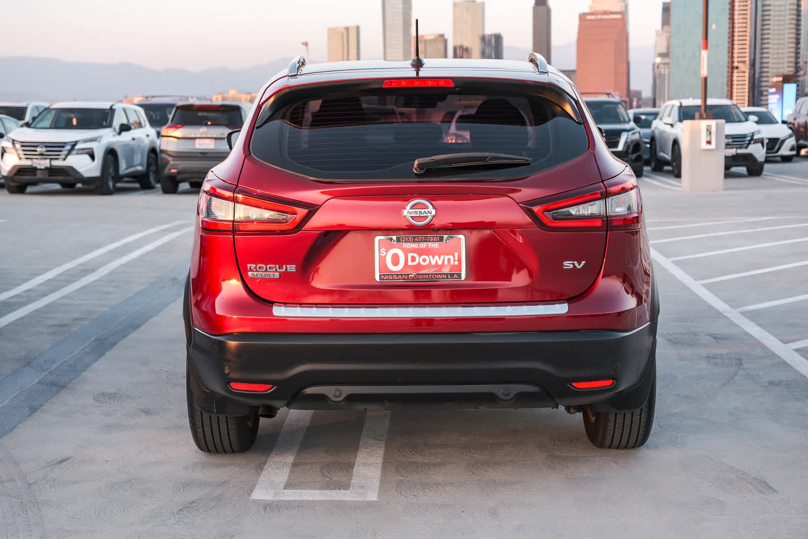 Used 2020 Nissan Rogue Sport SV FWD image 5