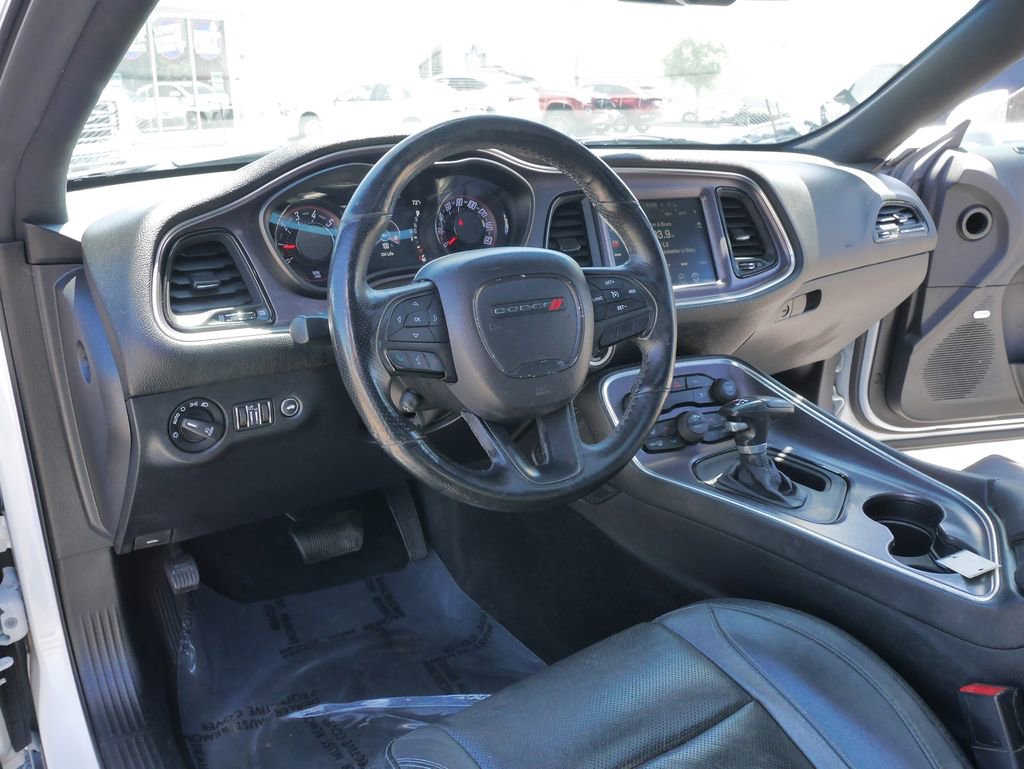 Used 2016 Dodge Challenger R/T Plus RWD image 17