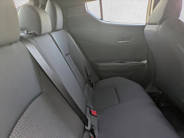 Used 2019 Toyota C-HR XLE image 18