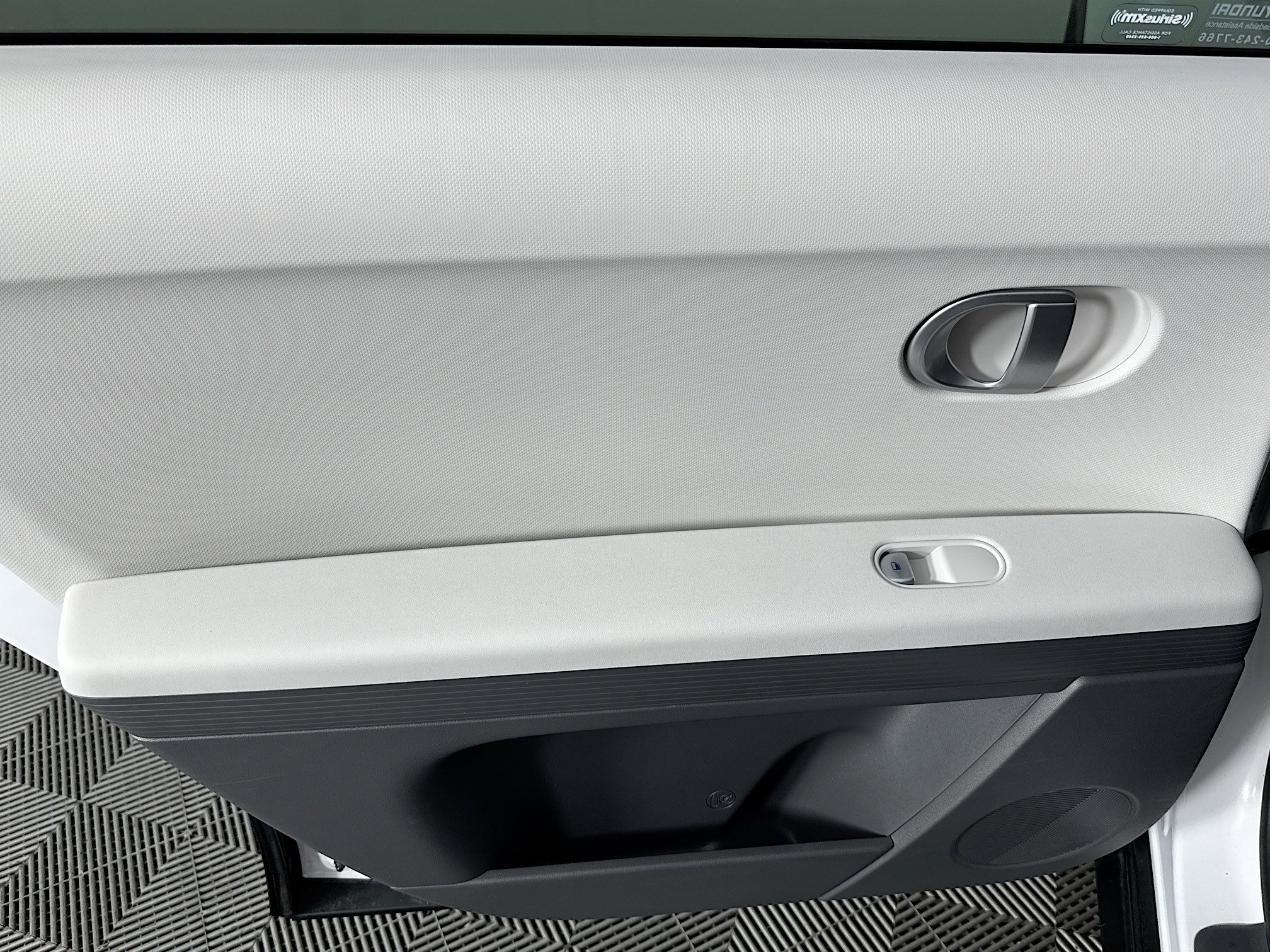 Used 2024 Hyundai Ioniq 5 SEL image 24