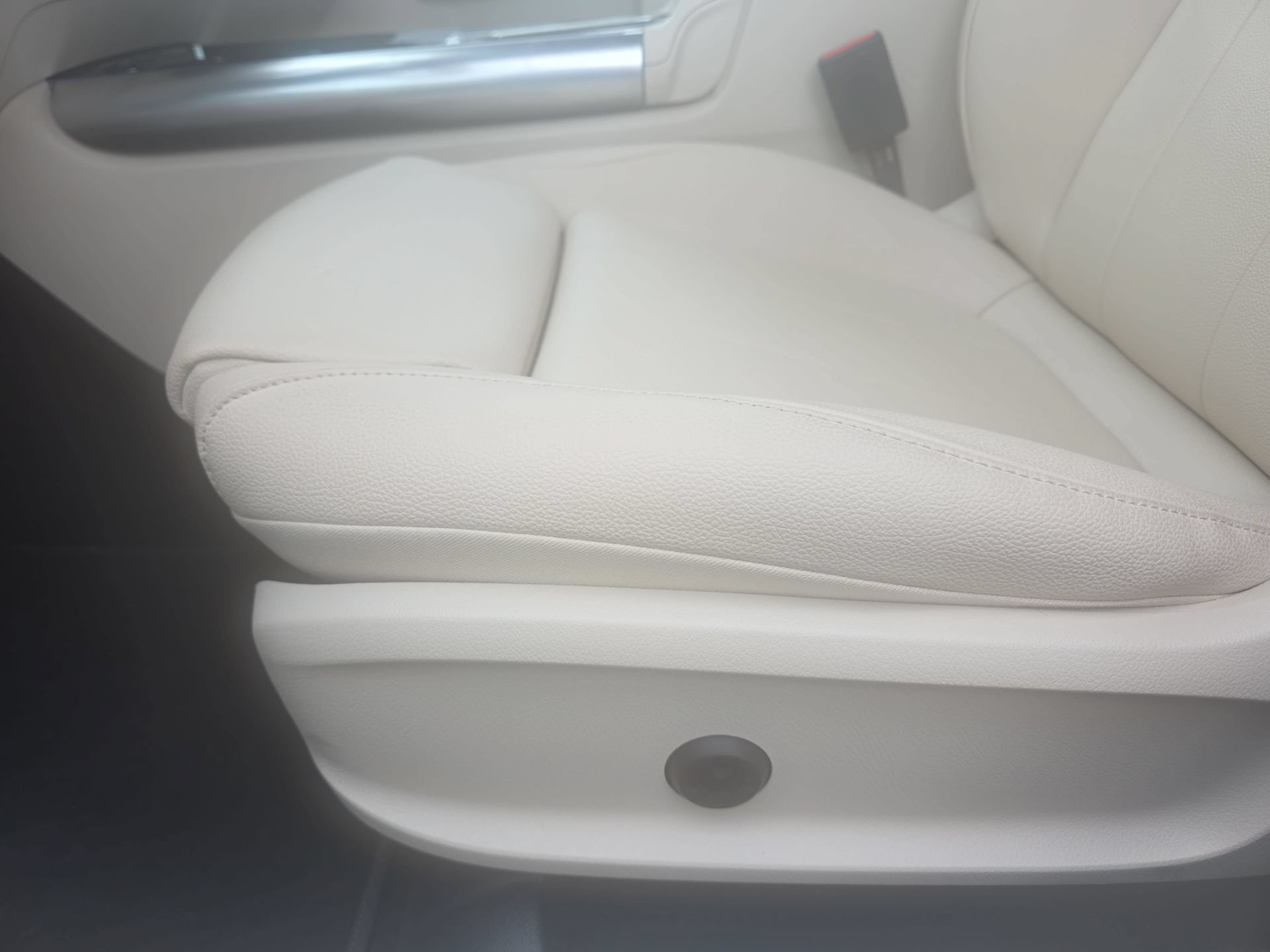 Used 2025 Mercedes-Benz GLA 250 image 28