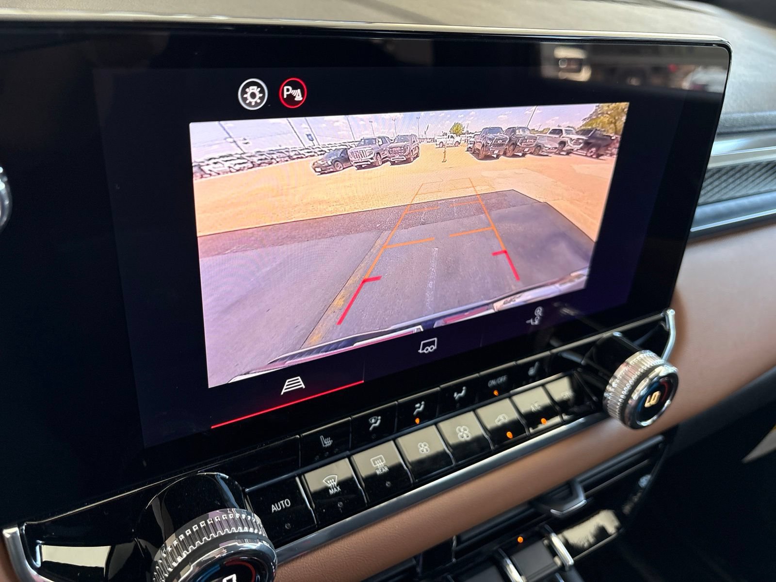 New 2026 GMC Canyon AT4 AWD/4WD image 18