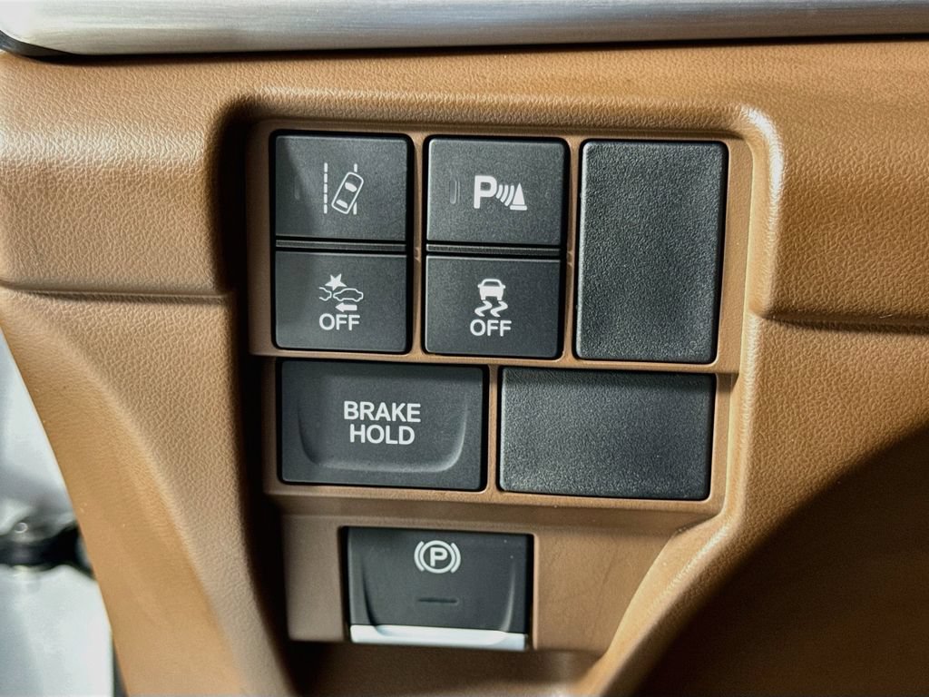 Used 2019 Acura RDX w/ Technology Package AWD/4WD image 20