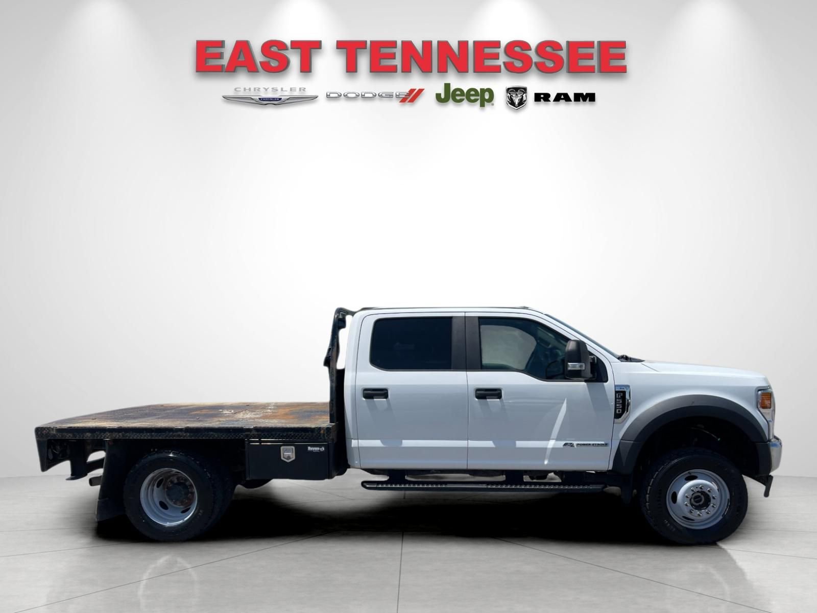 Used 2020 Ford F550 4x4 Crew Cab Super Duty w/ Power Equipment Group image 2