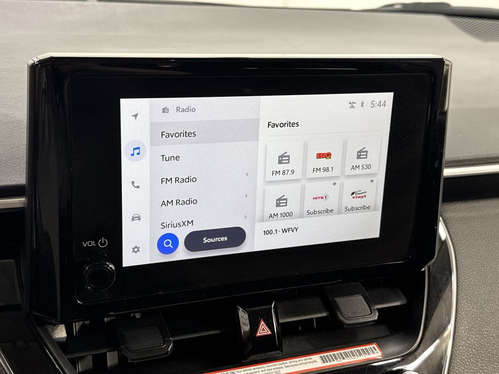 Used 2025 Toyota Corolla LE FWD image 30