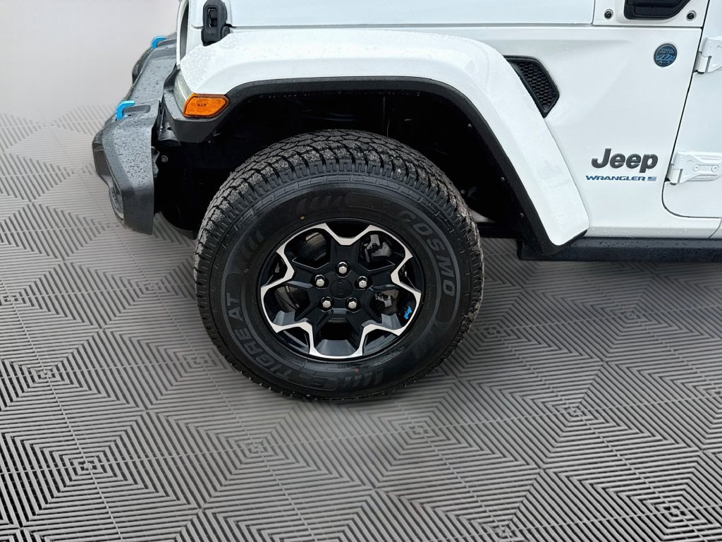 Certified 2023 Jeep Wrangler Unlimited Rubicon 4xe w/ Cold Weather Group AWD/4WD image 35