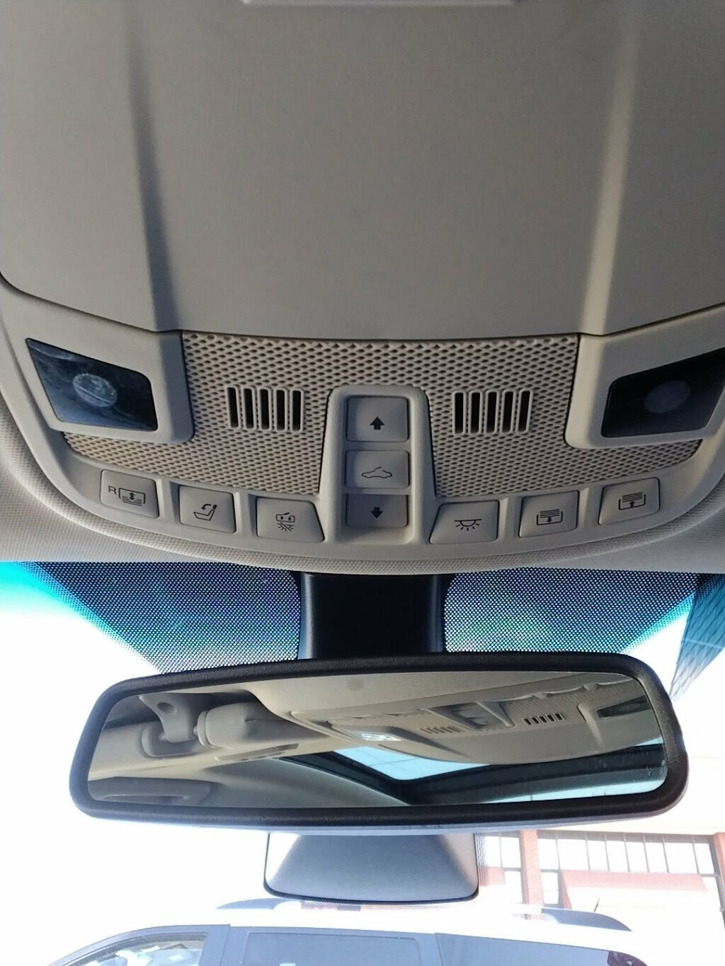 Used 2017 Lincoln Continental Reserve w/ Technology Package image 30