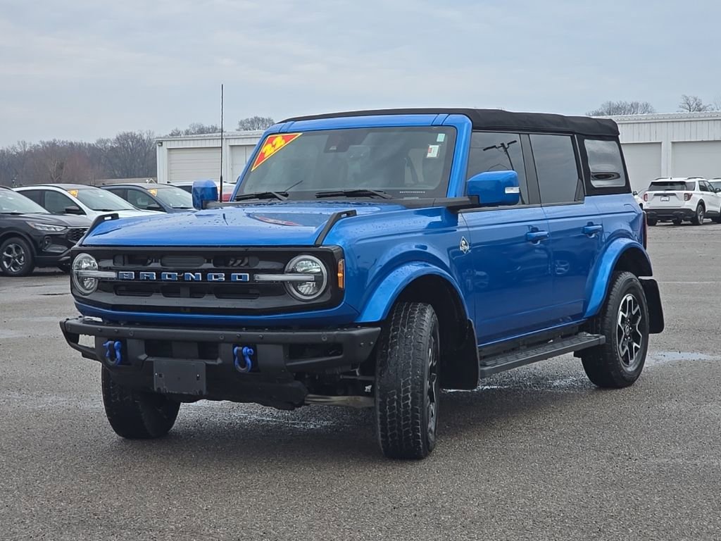 Used 2022 Ford Bronco Outer Banks image 3