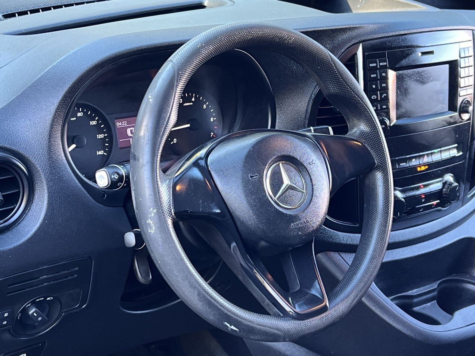 Used 2020 Mercedes-Benz Metris image 21