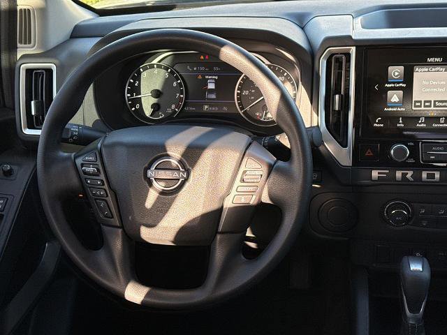 Certified 2025 Nissan Frontier SV image 11