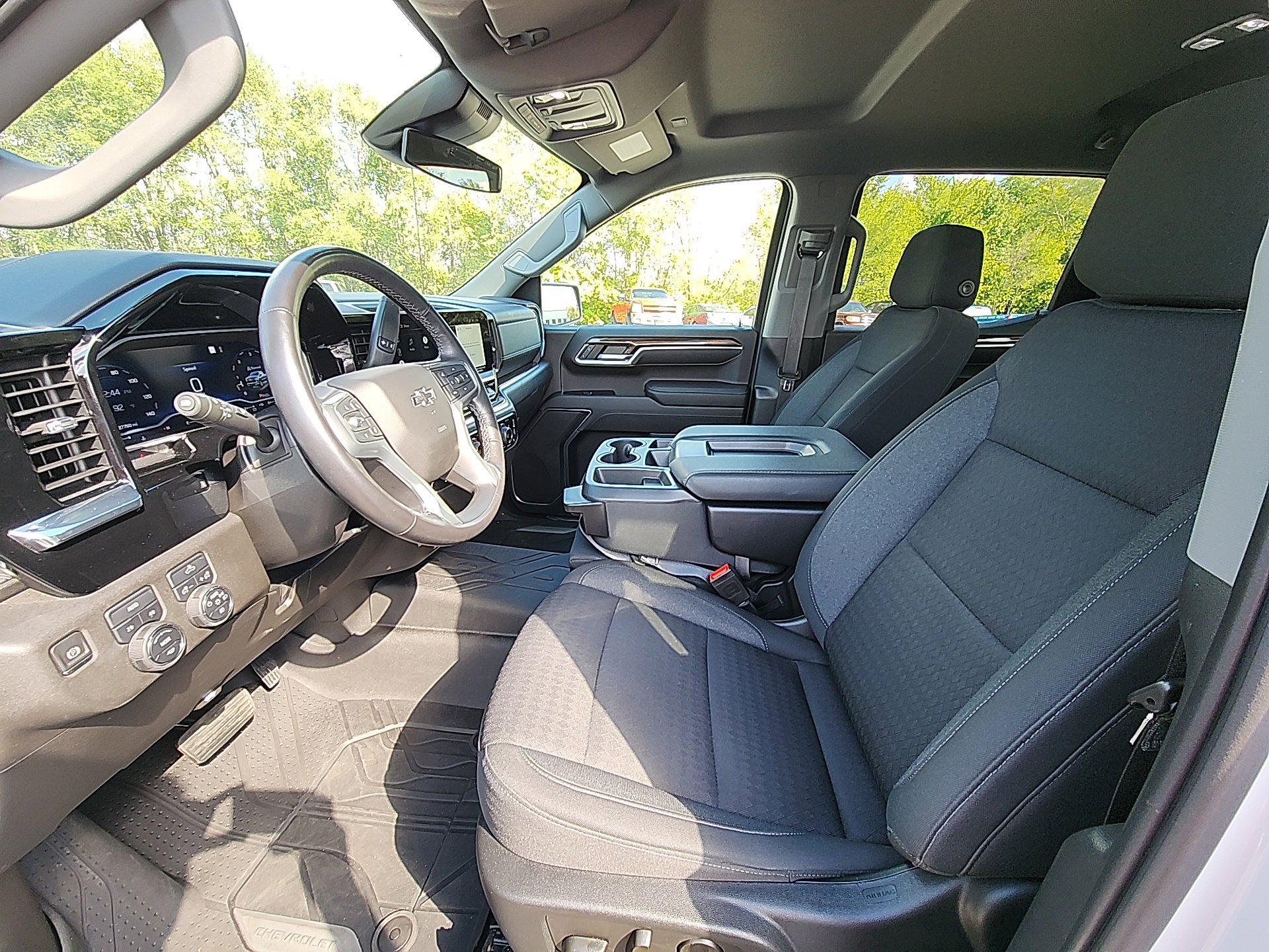 Used 2022 Chevrolet Silverado 1500 RST image 16