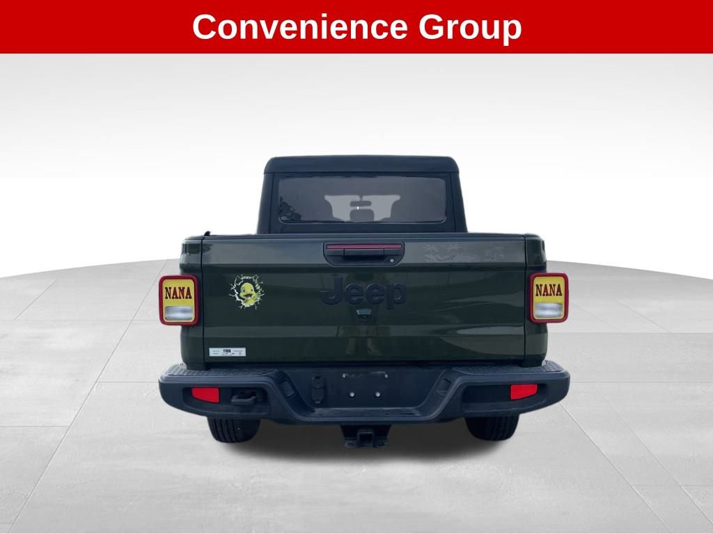Used 2023 Jeep Gladiator Sport image 4