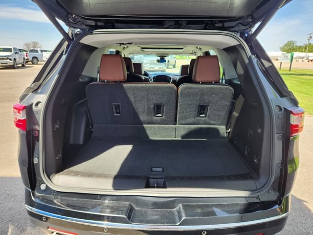 Used 2018 Chevrolet Traverse High Country AWD/4WD image 31