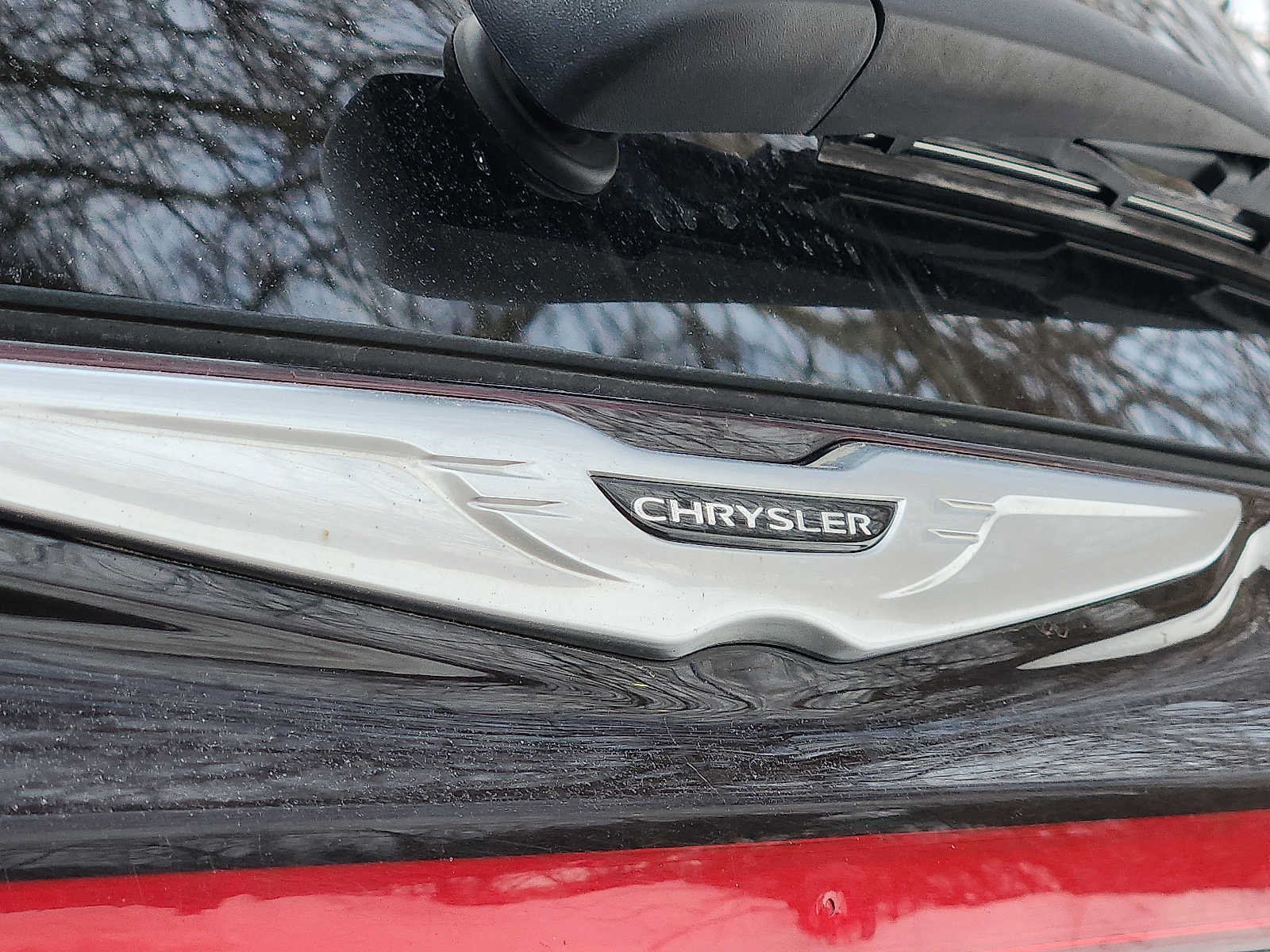 Used 2024 Chrysler Pacifica Touring-L FWD image 29
