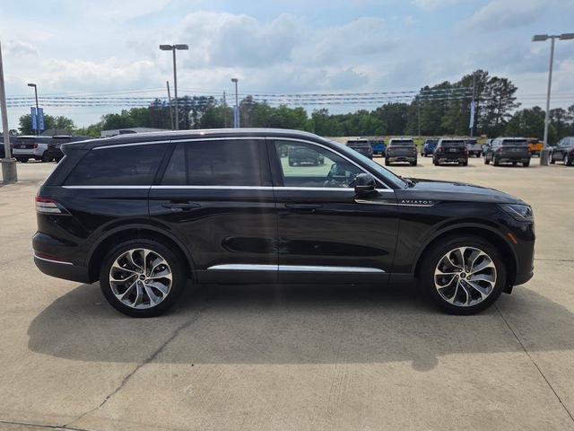 Used 2025 Lincoln Aviator Reserve w/ Illumination Package AWD/4WD image 7