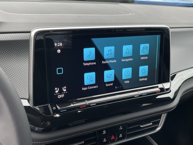 New 2025 Volkswagen Atlas Cross Sport SEL R-Line image 13
