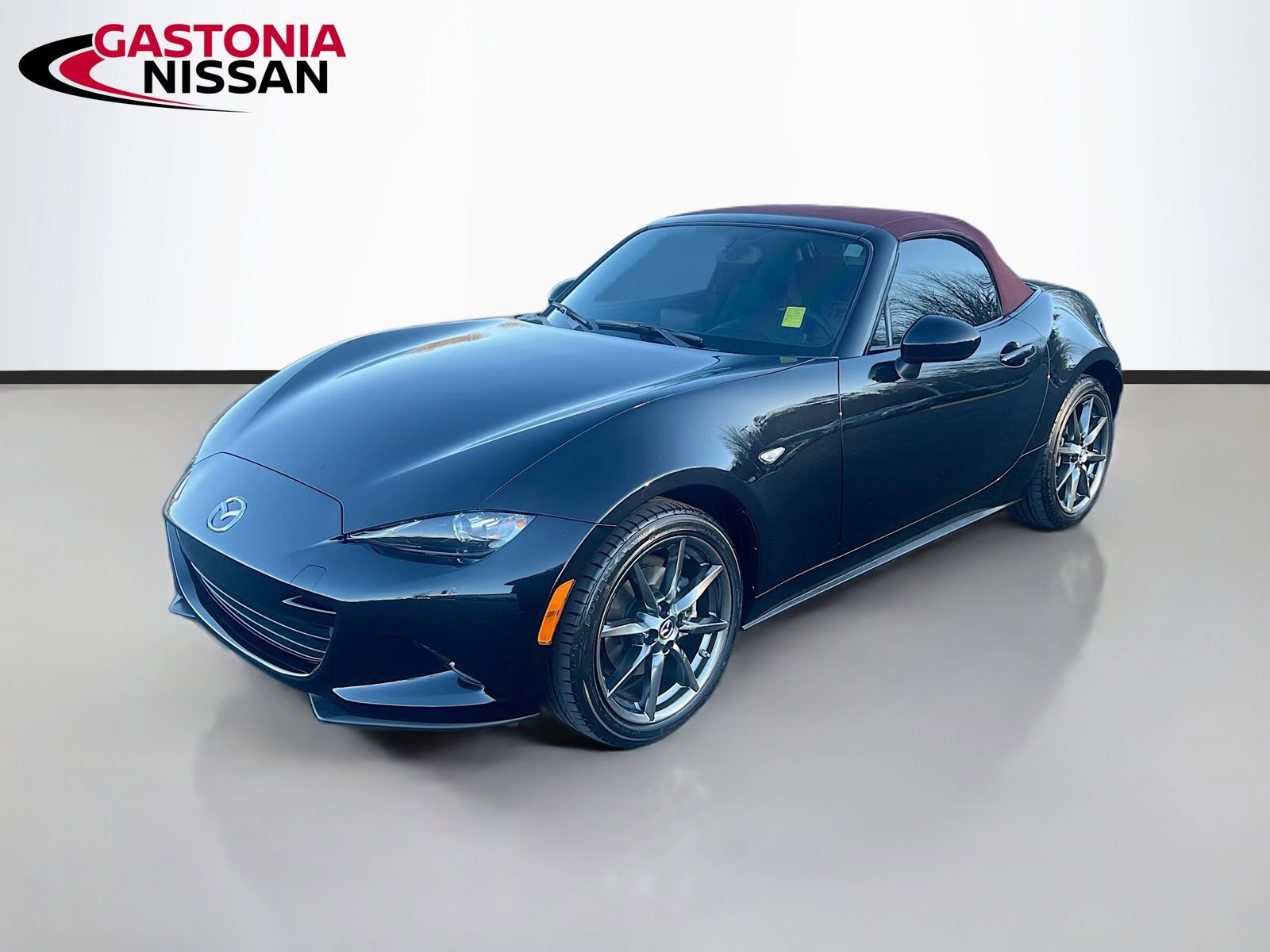 Used 2018 MAZDA MX-5 Miata Grand Touring image 3