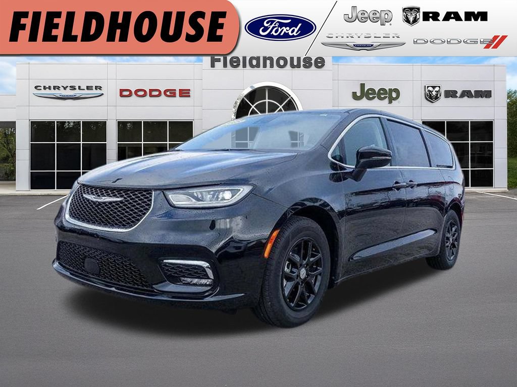 Used 2023 Chrysler Pacifica Touring-L FWD video 1