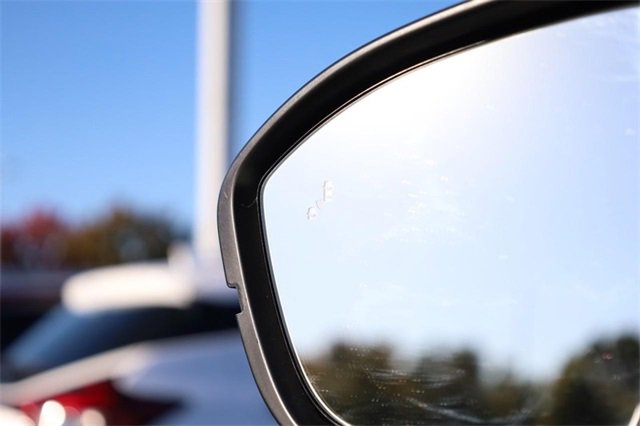 Certified 2024 Nissan Pathfinder SL image 22