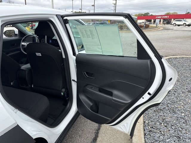 Used 2026 Hyundai Kona SE image 21