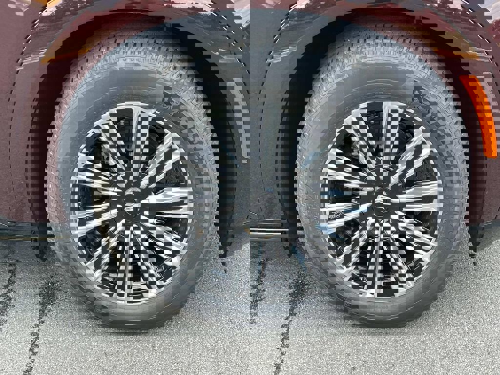 New 2026 Cadillac Escalade IQ Luxury 1 w/ LPO, Floor Liner Package image 7