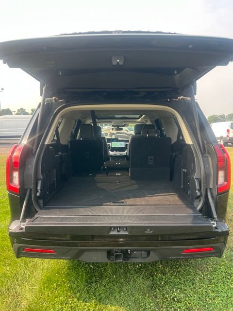 Used 2025 Ford Expedition Max Active AWD/4WD image 12
