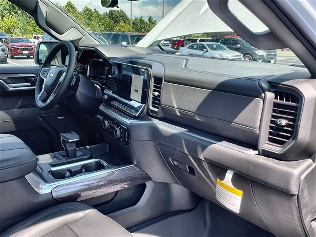 New 2026 Chevrolet Silverado 1500 LTZ w/ LTZ Premium Package image 18