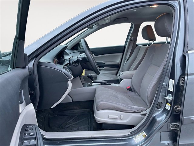 Used 2011 Honda Accord LX-P image 9