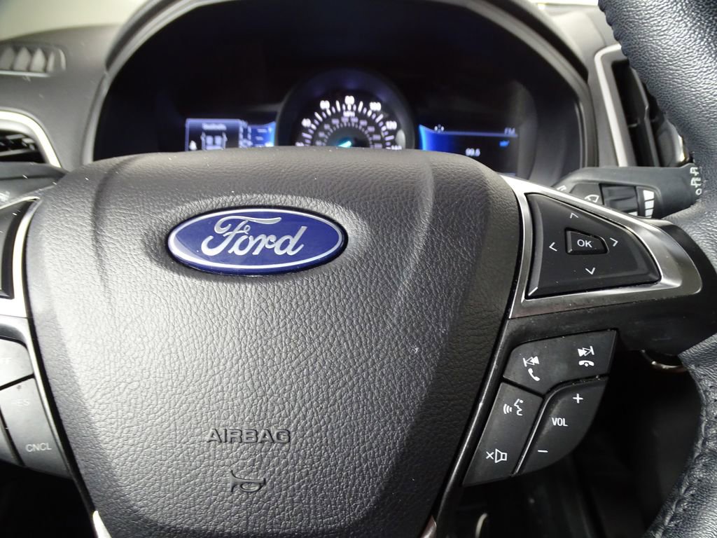 Used 2024 Ford Edge SEL AWD/4WD image 25