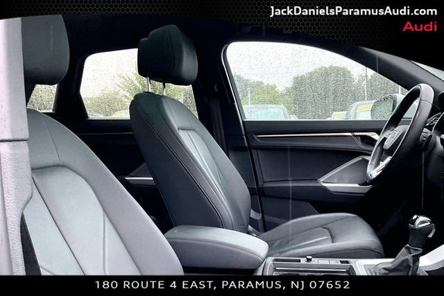Used 2023 Audi Q3 2.0T Premium w/ Convenience Package AWD/4WD image 7