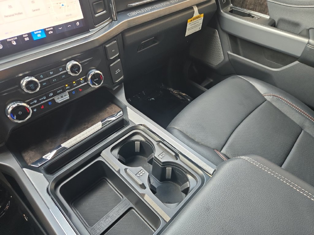 Used 2024 Ford F350 Lariat w/ Lariat Ultimate Package AWD/4WD image 18