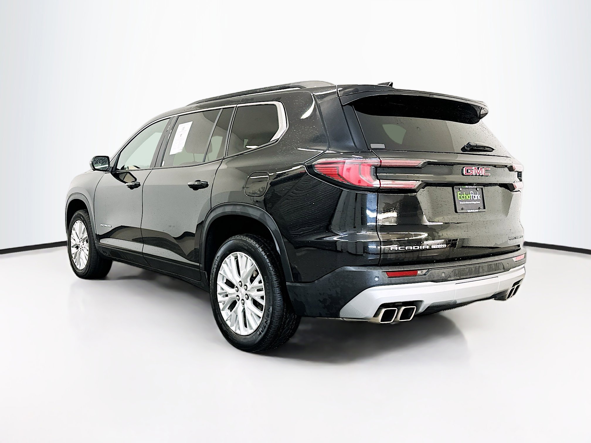 Used 2024 GMC Acadia Elevation image 5
