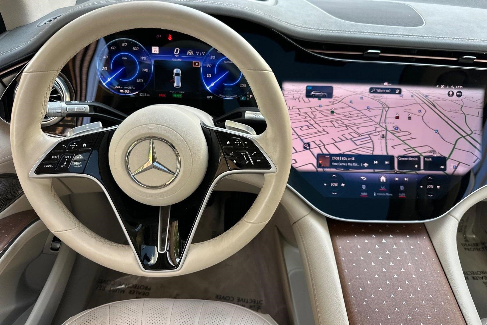 Used 2023 Mercedes-Benz EQS 580 4MATIC SUV image 17