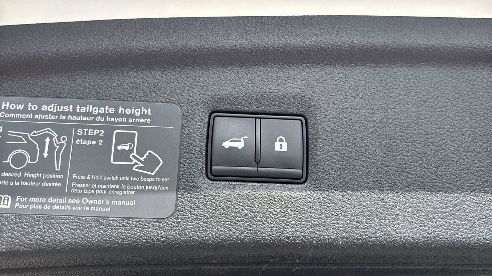 Used 2025 INFINITI QX50 Sport image 18