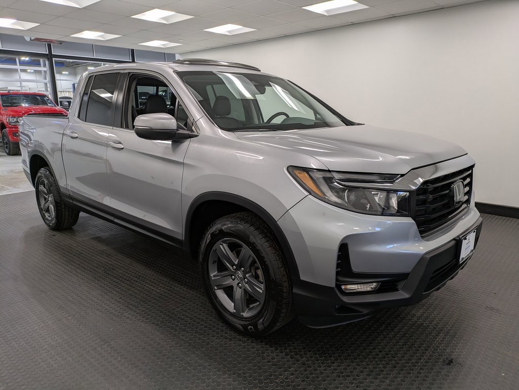 Certified 2023 Honda Ridgeline RTL image 3