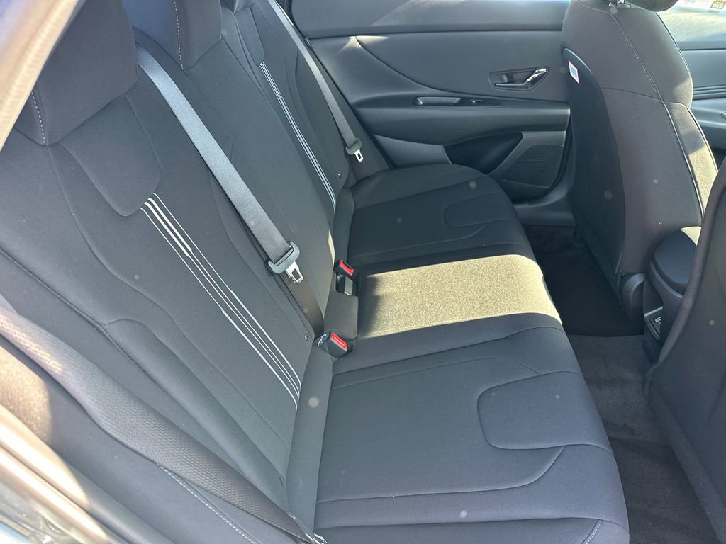 New 2025 Hyundai Elantra Sport image 15
