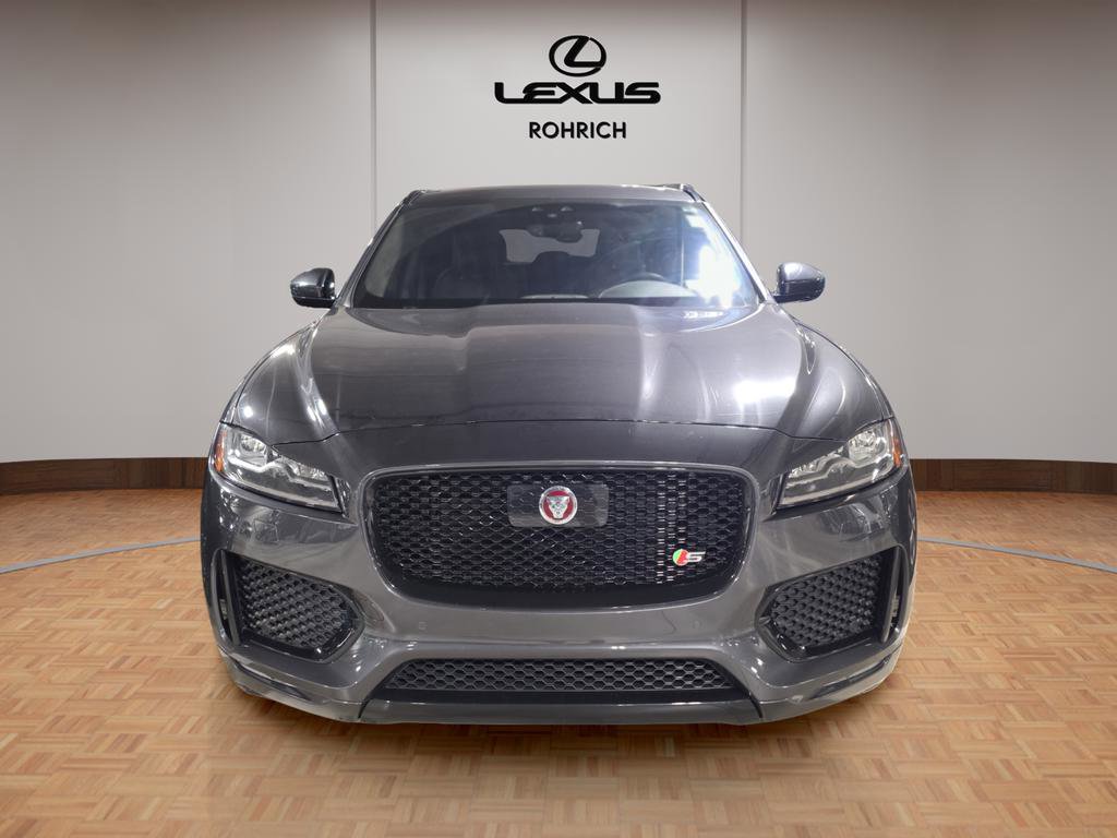 Used 2020 Jaguar F-PACE S image 2