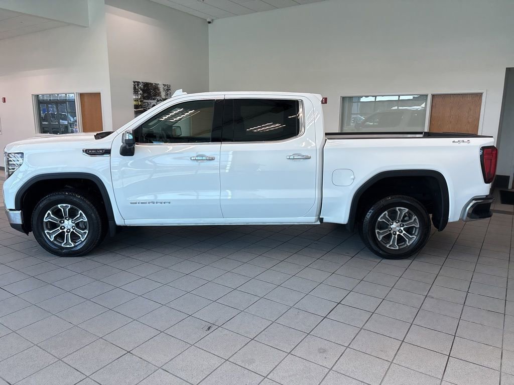 Used 2026 GMC Sierra 1500 SLT image 4