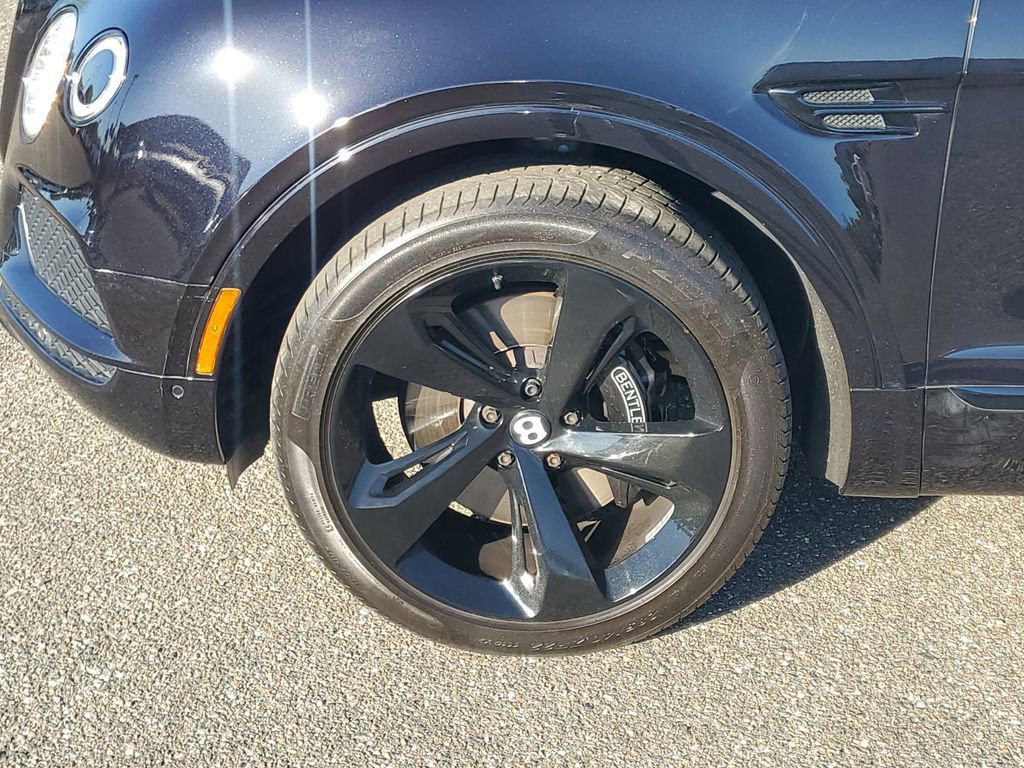 Used 2019 Bentley Bentayga image 8