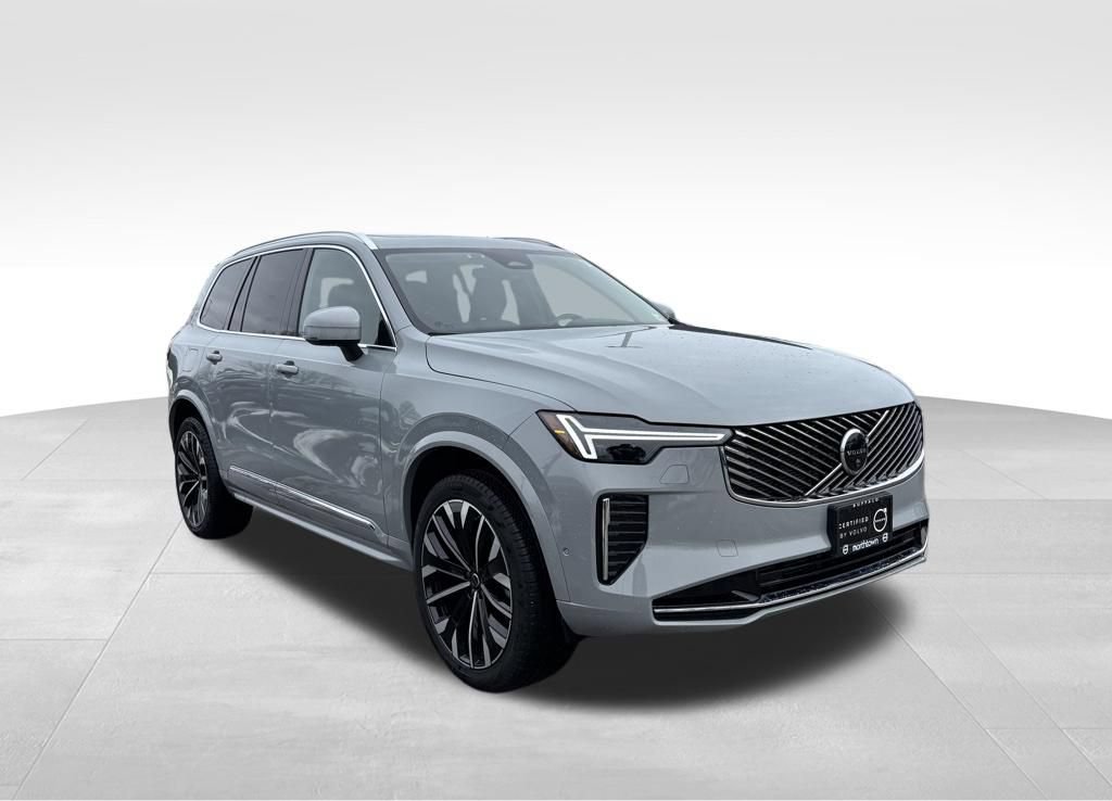 Certified 2026 Volvo XC90 B6 Plus w/ Protection Package Premier AWD/4WD image 39
