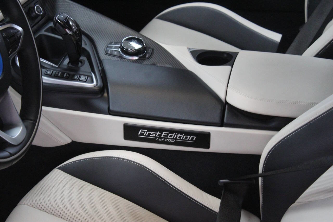 Used 2019 BMW i8 Roadster image 12