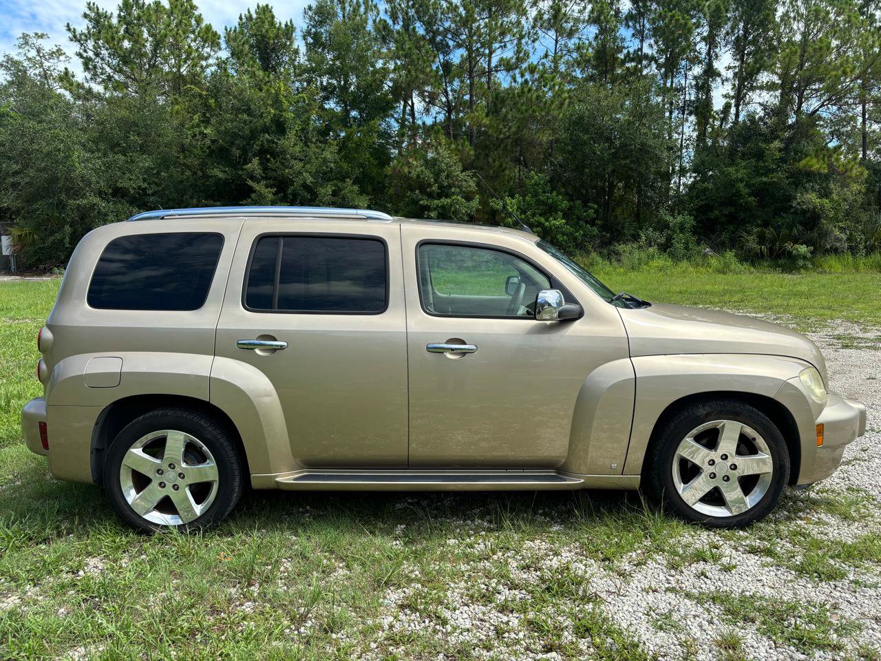 Used 2006 Chevrolet HHR LT w/ Preferred Equipment Group FWD image 6