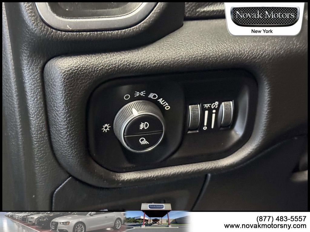 Used 2023 RAM 1500 Laramie AWD/4WD image 14