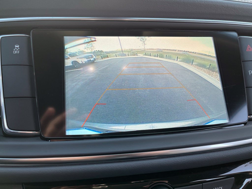 Used 2018 Buick Enclave Premium FWD image 27