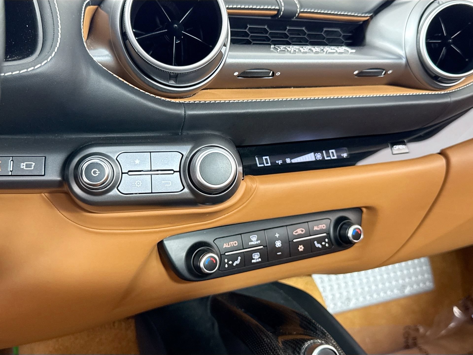 Certified 2021 Ferrari 812 GTS RWD image 13