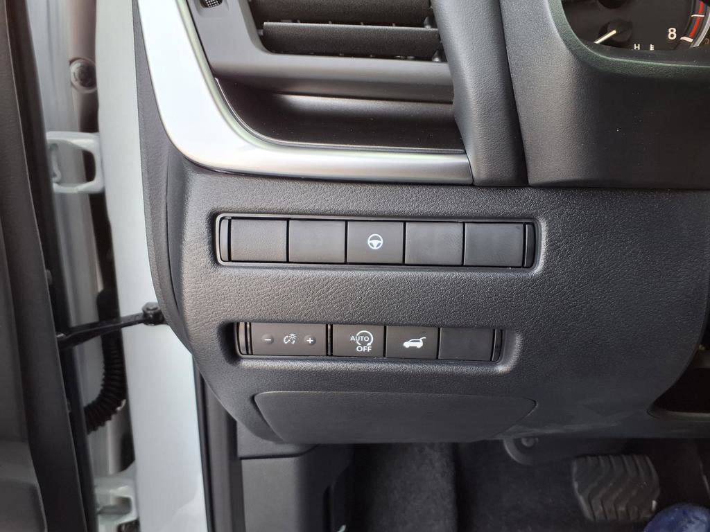 New 2026 Nissan Rogue SV w/ Cold Weather Package image 27