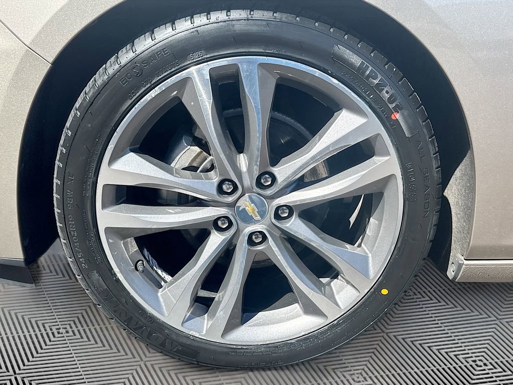 Used 2022 Chevrolet Malibu LT FWD image 27