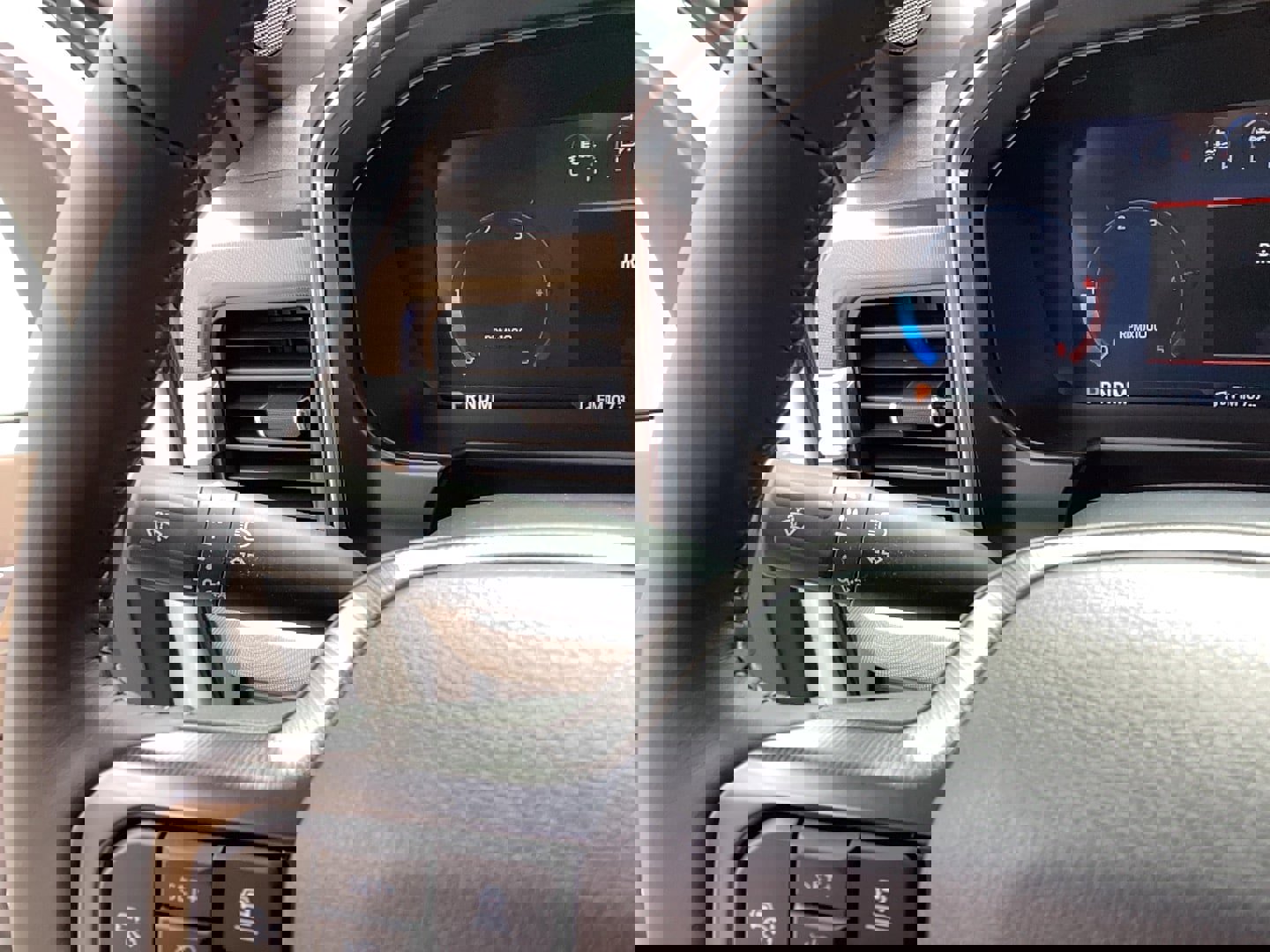 New 2026 Ford F250 Platinum image 28