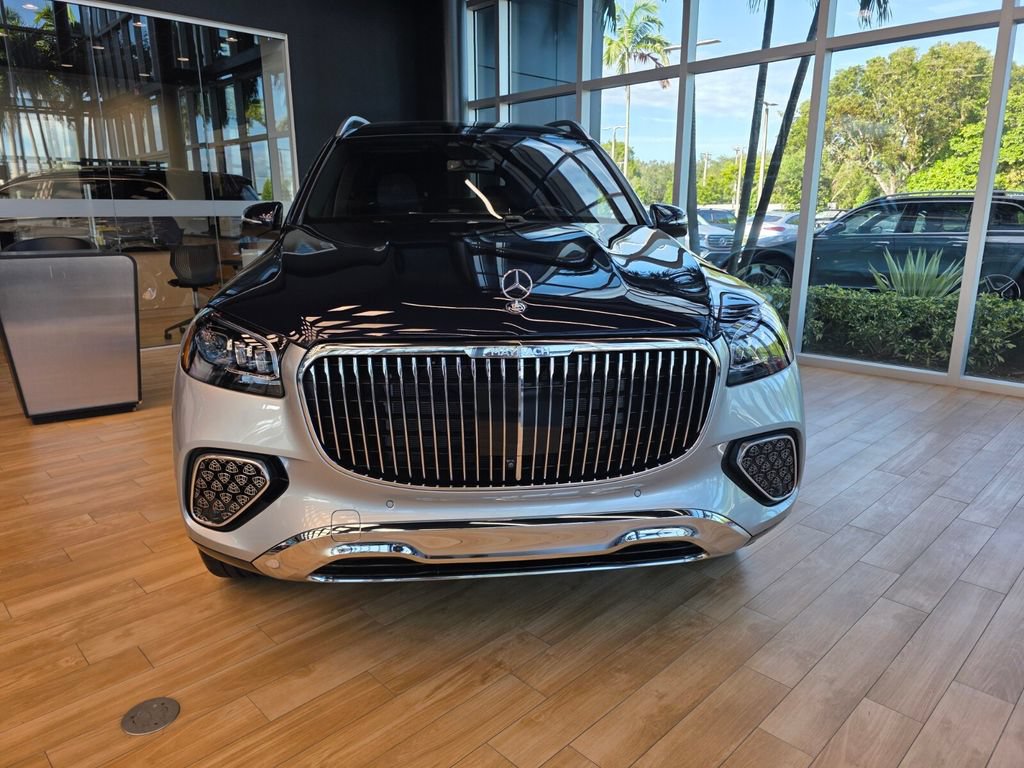 New 2026 Mercedes-Benz Maybach GLS 600 4MATIC image 2